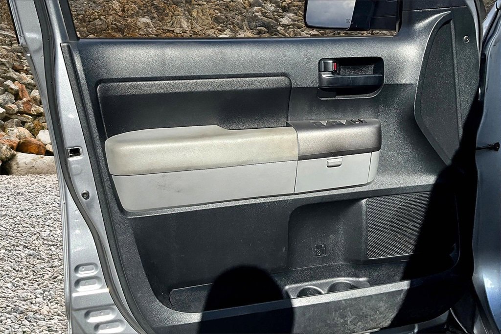 Used 2011 Toyota Tundra 4x4 CrewMax image 21