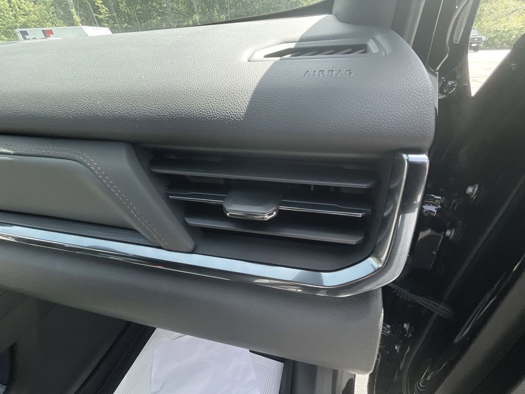 New 2026 GMC Terrain AT4 w/ LPO, Floor Liner Package image 35