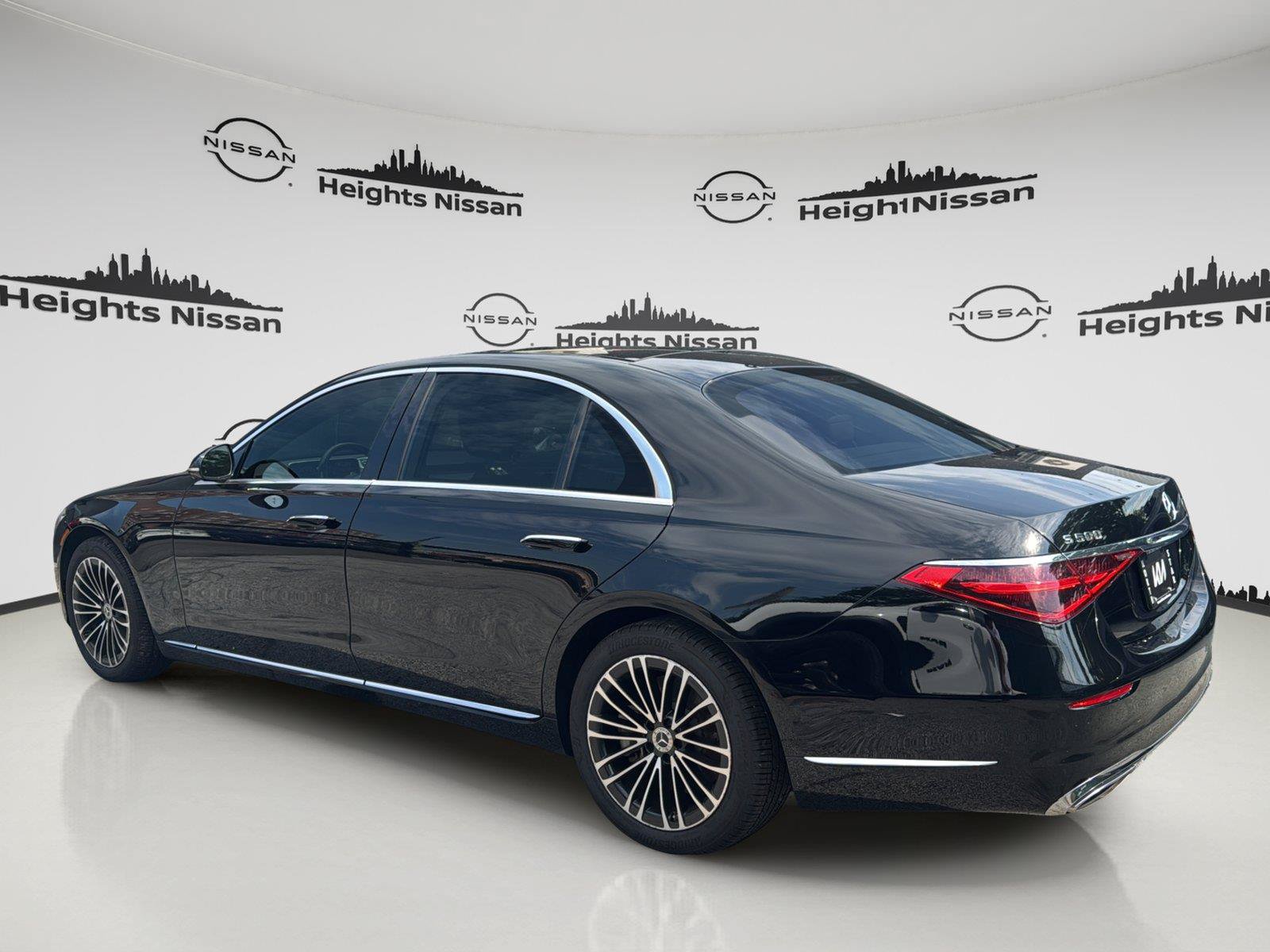 Used 2023 Mercedes-Benz S 500 4MATIC image 6