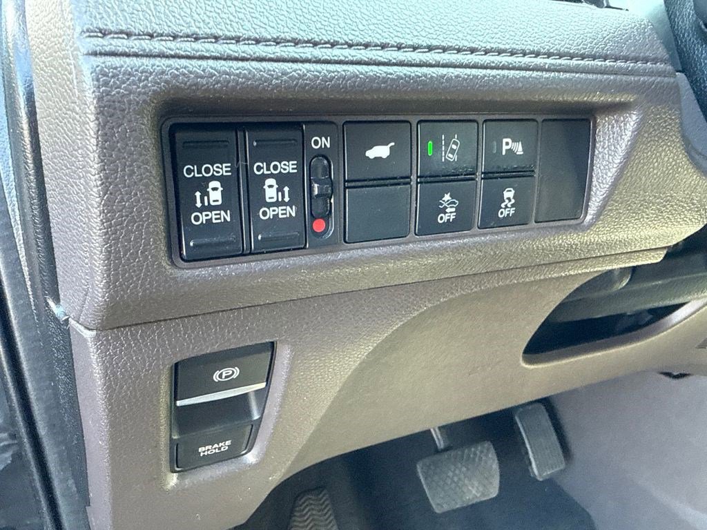Certified 2019 Honda Odyssey Elite image 26