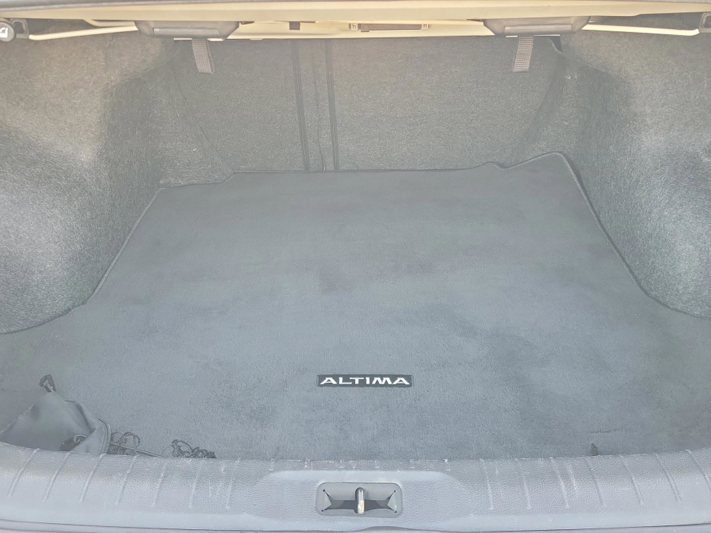 Used 2019 Nissan Altima 2.5 SR w/ SR Premium Package image 11