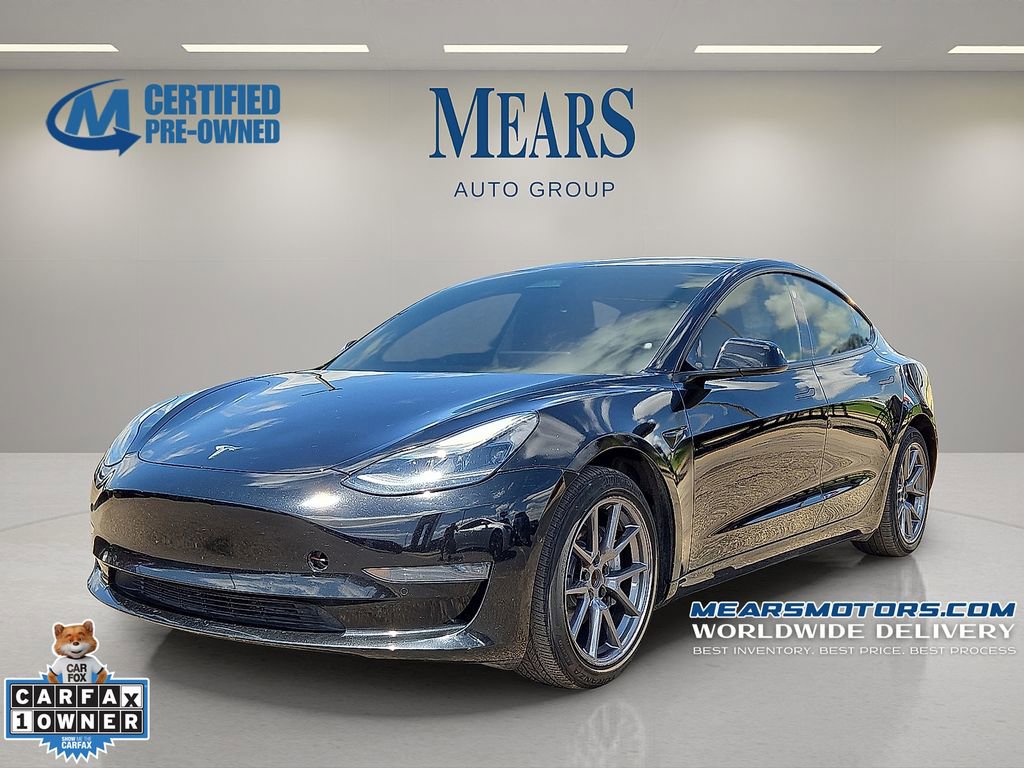 Used 2021 Tesla Model 3 Standard Range Plus video 1