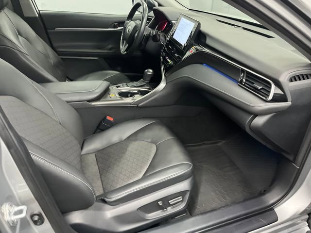 Used 2023 Toyota Camry XSE w/ Cold Weather Package image 30
