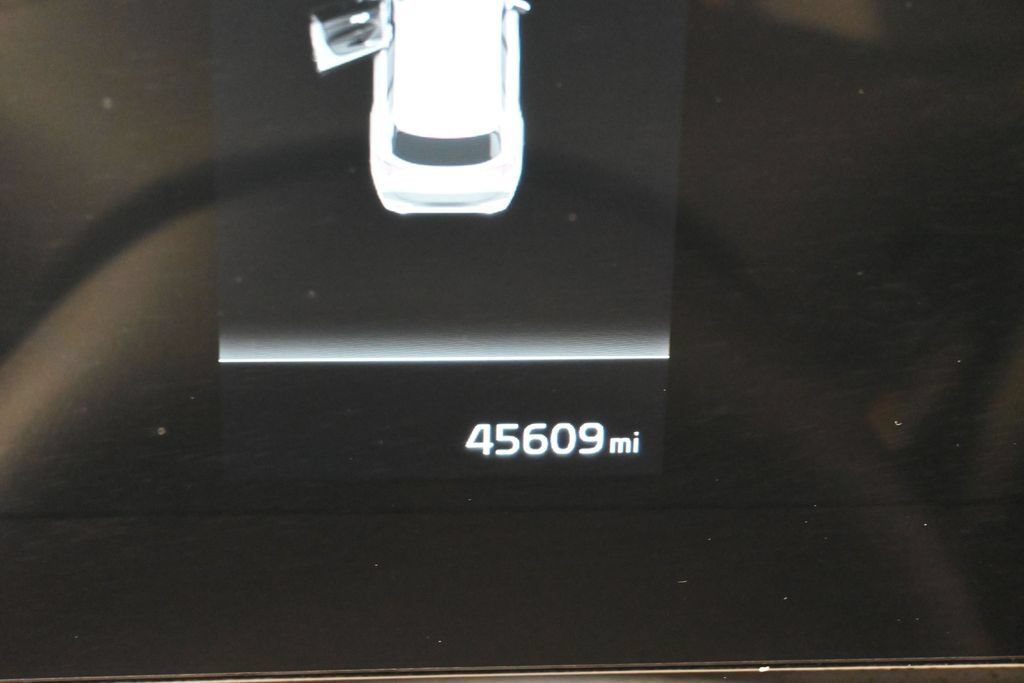Used 2023 Kia Sportage EX FWD image 16