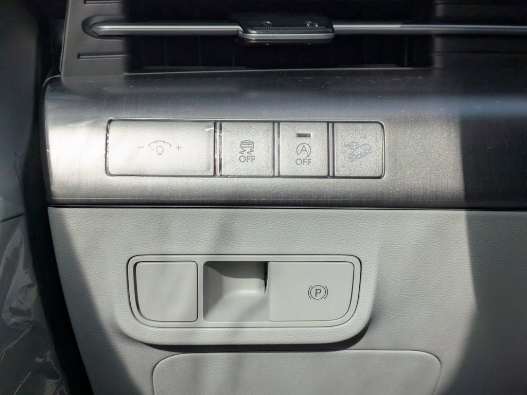 New 2026 Hyundai Kona SE image 25