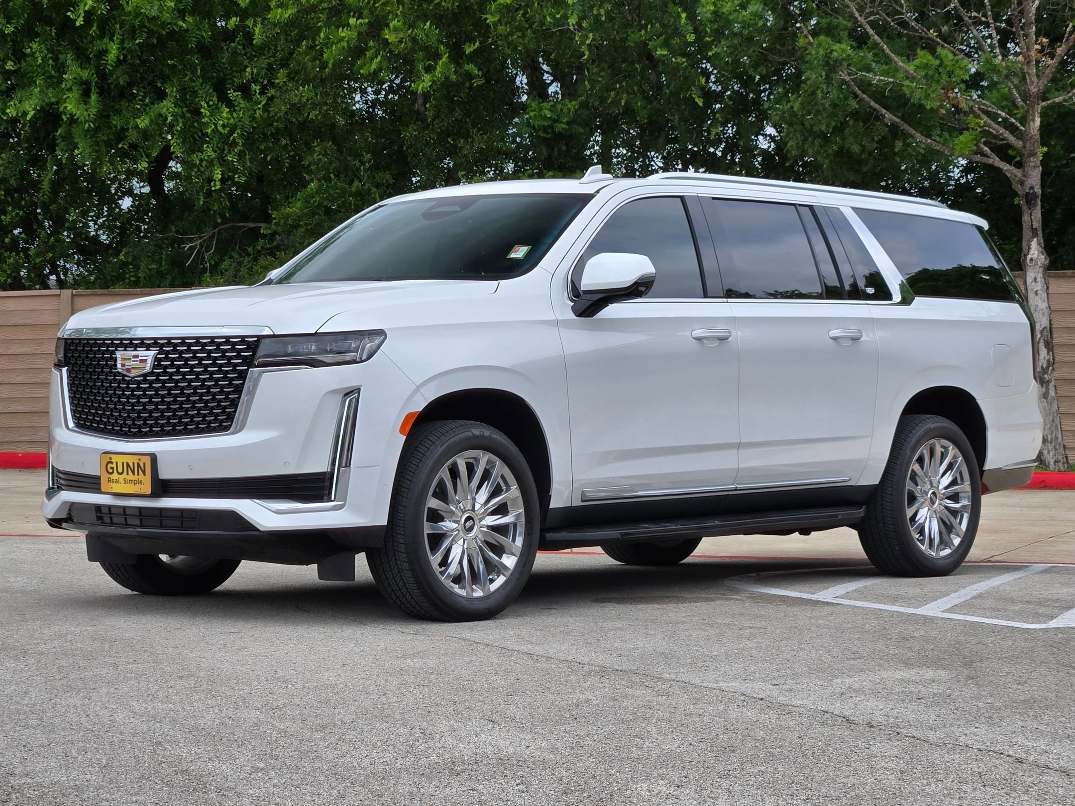 Used 2024 Cadillac Escalade ESV Premium Luxury AWD/4WD image 7