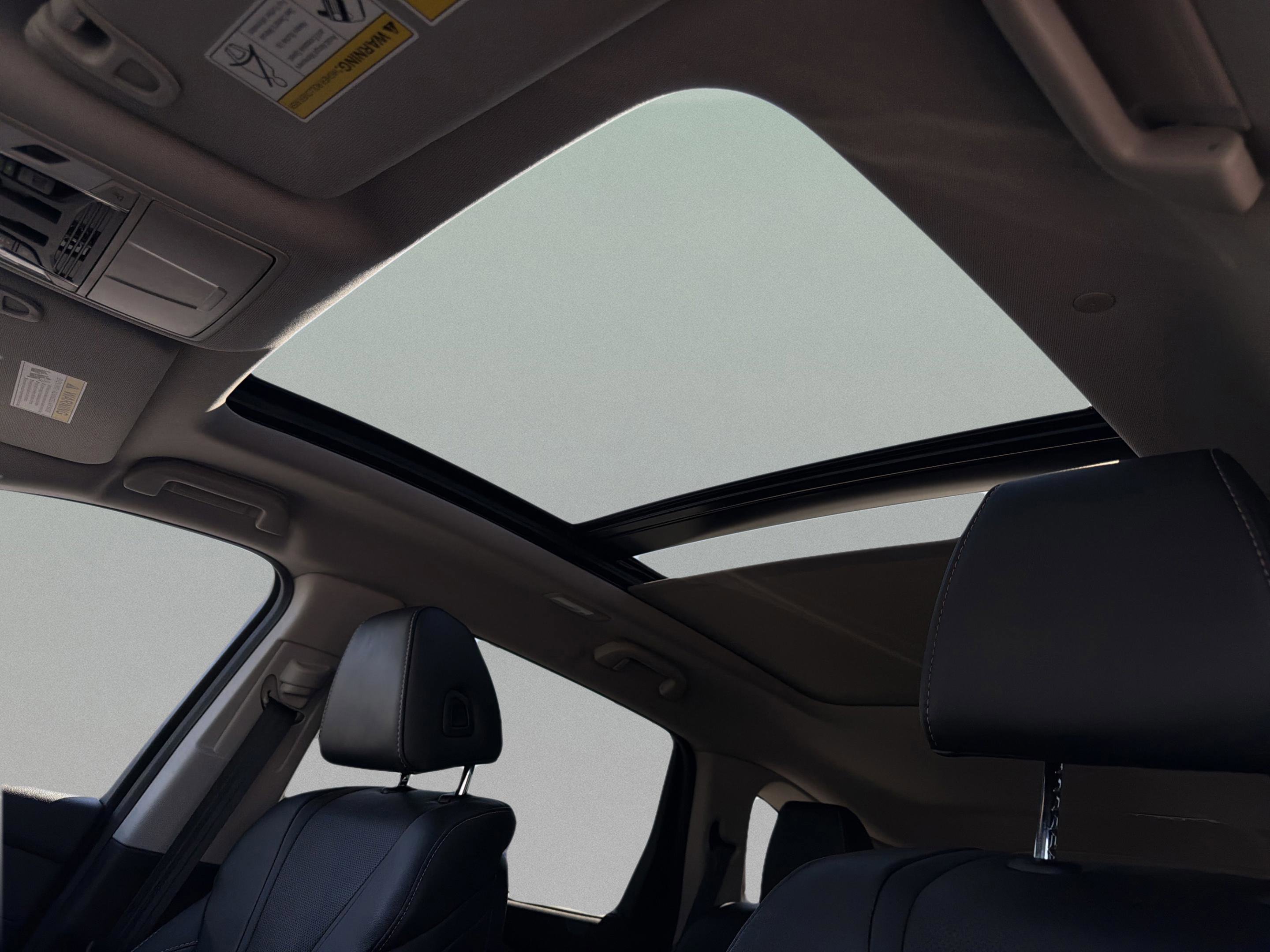 Used 2023 Acura MDX FWD w/ Technology Package image 21