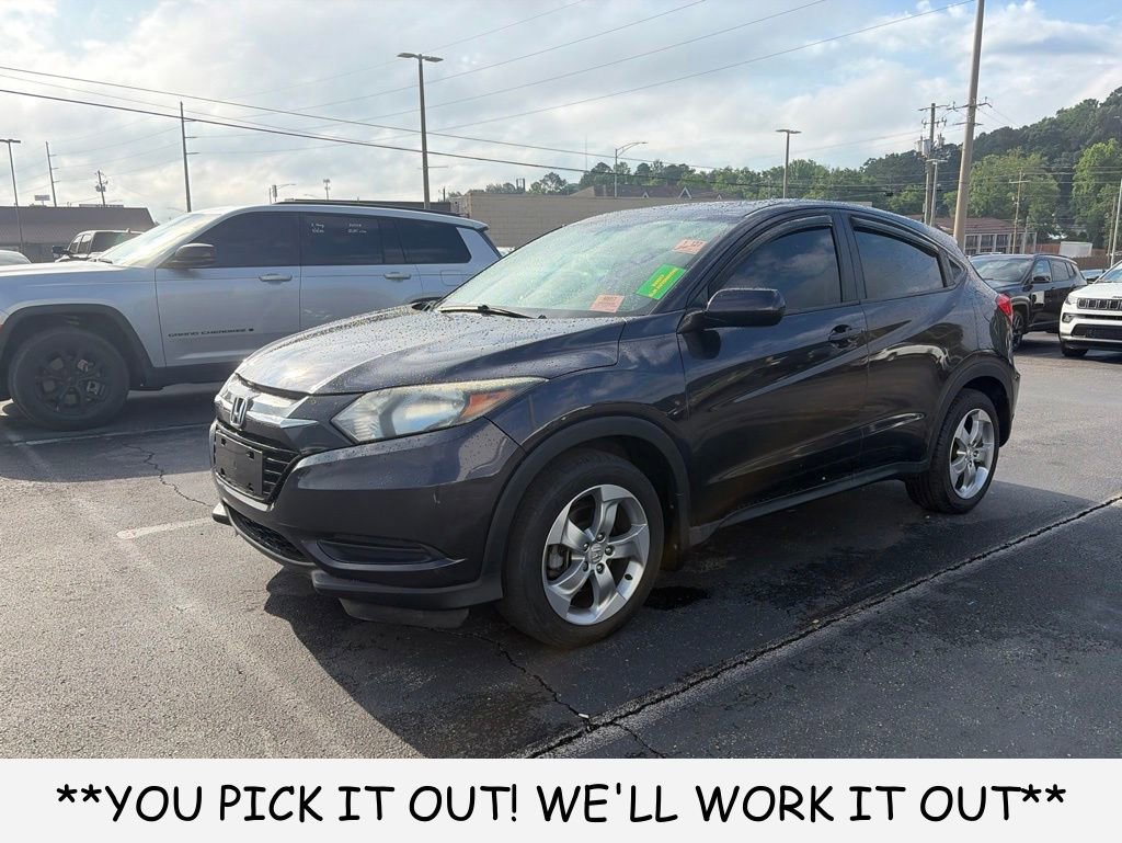 Used 2018 Honda HR-V LX image 3