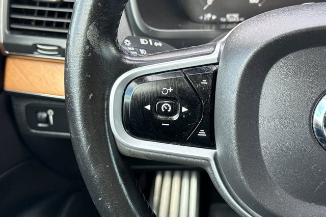 Used 2021 Volvo XC90 T5 Momentum w/ Protection Package Premier image 30