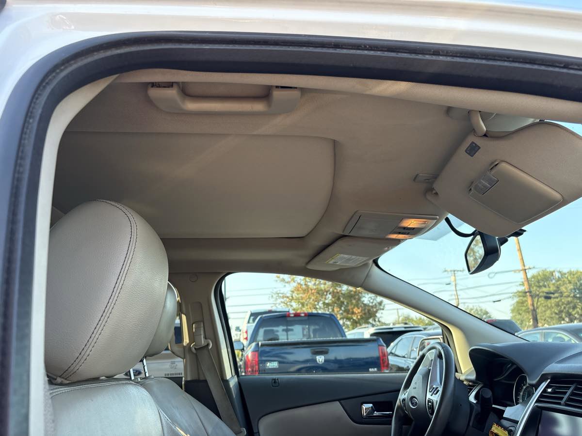 Used 2013 Ford Edge SEL FWD image 27