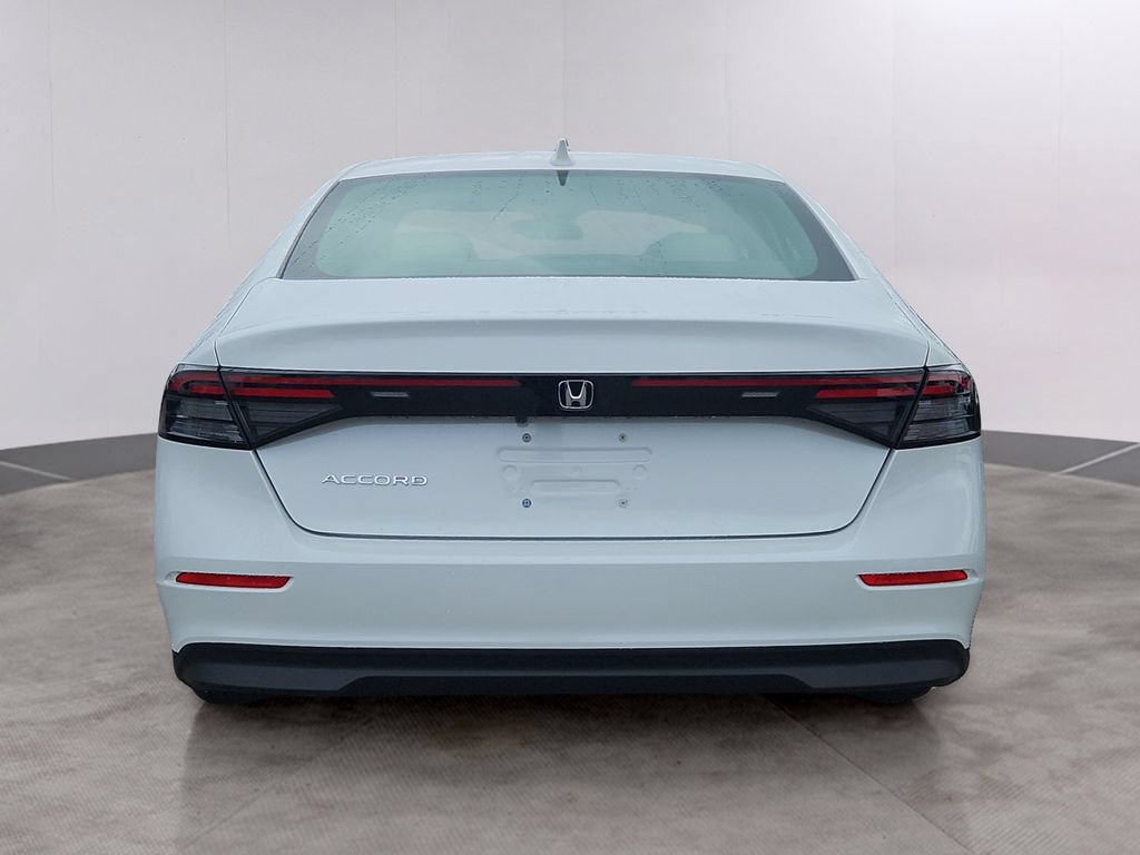 Used 2023 Honda Accord LX image 5