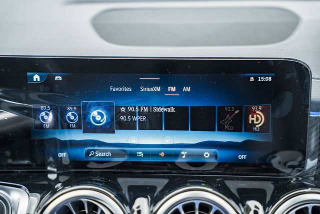 New 2026 Mercedes-Benz GLB 35 AMG 4MATIC image 24