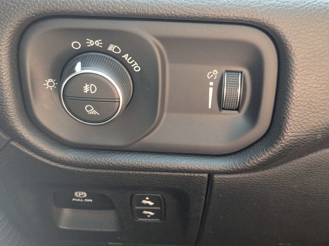 Used 2022 RAM 1500 Big Horn RWD image 27