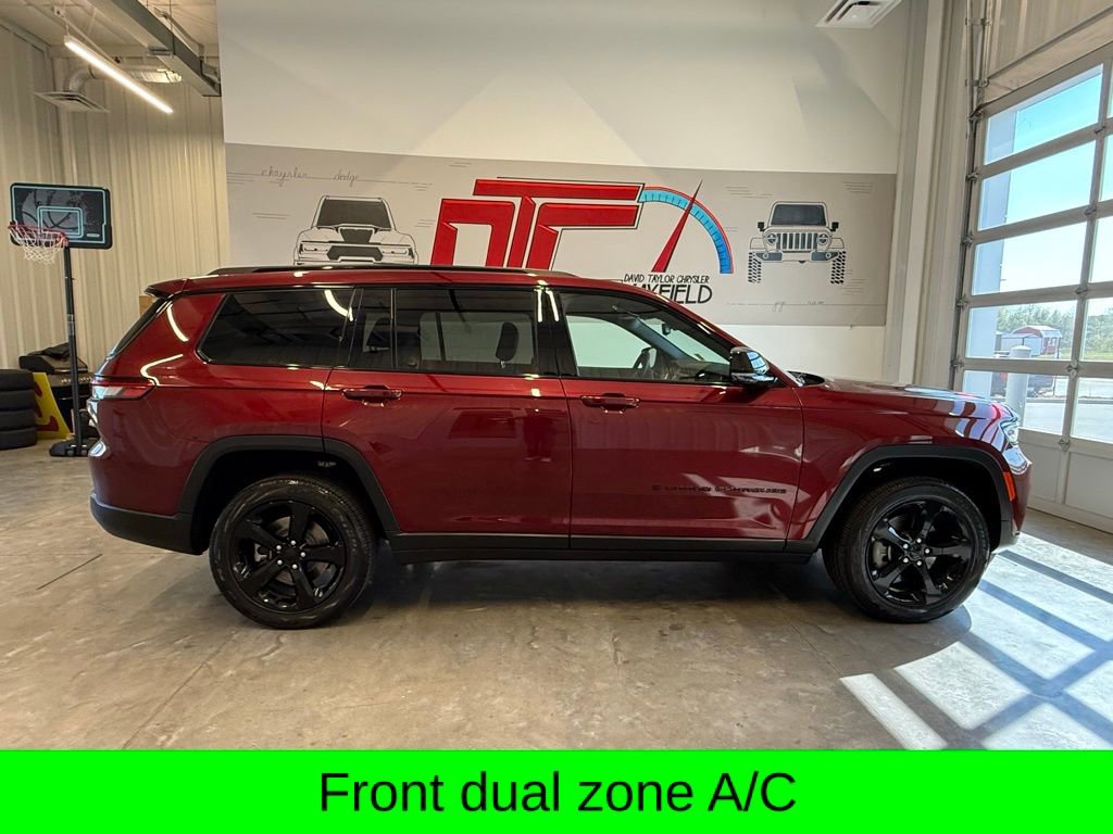 Used 2024 Jeep Grand Cherokee L Altitude AWD/4WD image 3