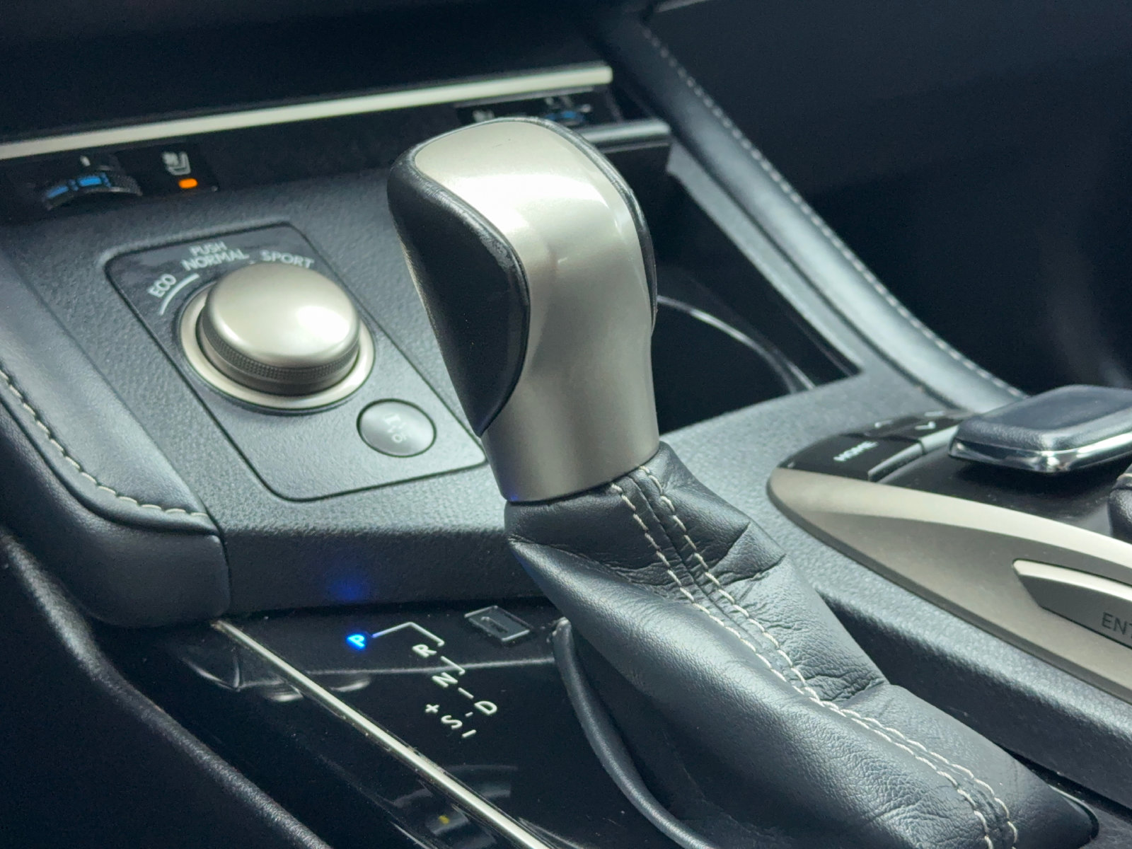 Used 2018 Lexus ES 350 w/ Navigation System Package FWD image 30