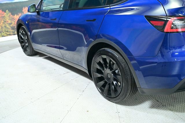 Used 2021 Tesla Model Y Long Range image 7