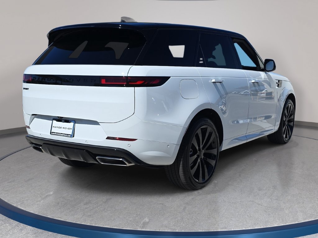 New 2027 Land Rover Range Rover Sport Dynamic SE AWD/4WD image 5