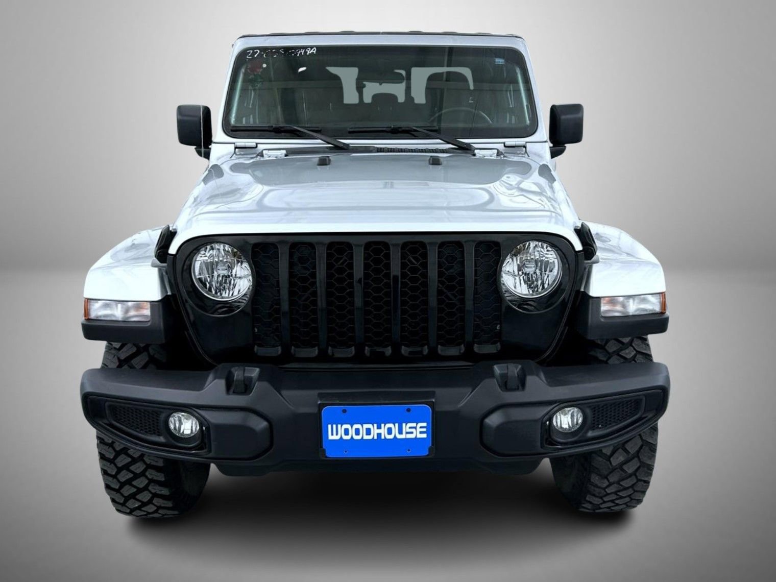 Used 2022 Jeep Gladiator Willys image 2