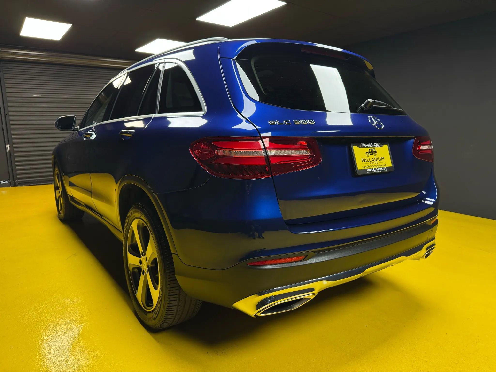 Used 2017 Mercedes-Benz GLC 300 image 4
