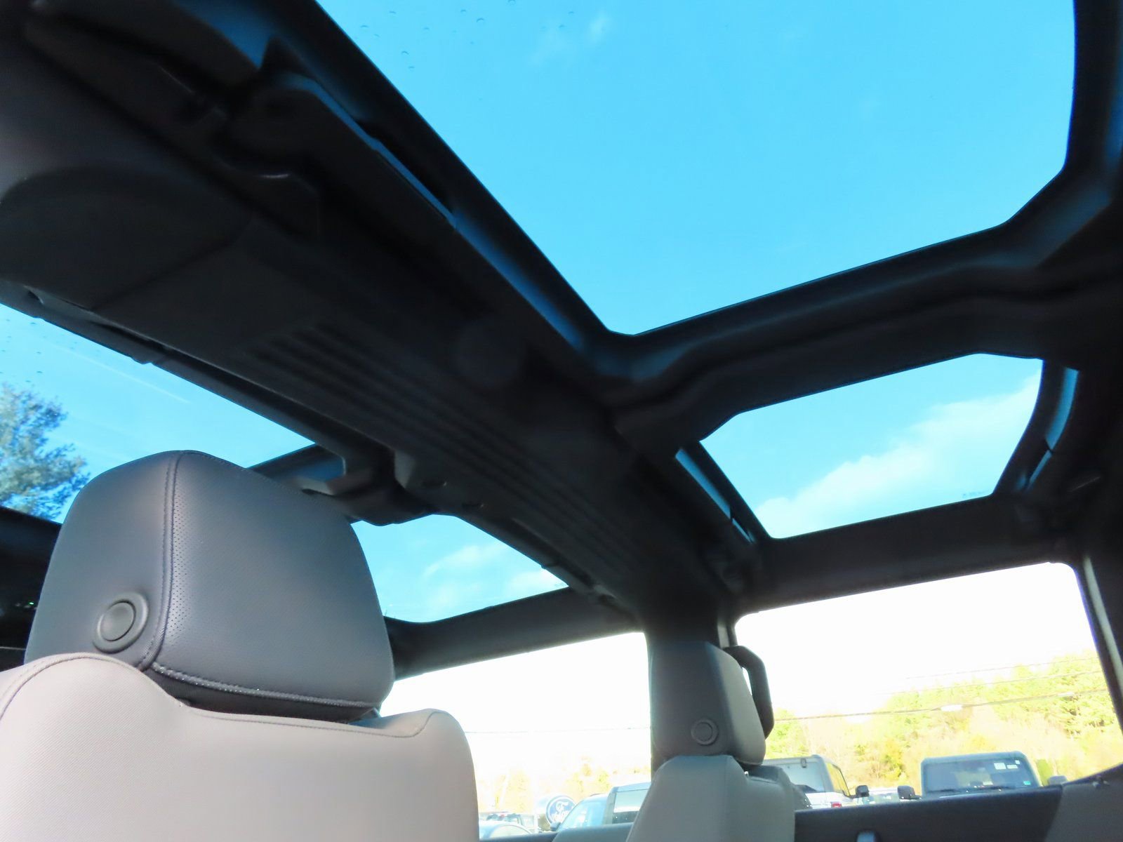 Used 2025 GMC Hummer EV 3X image 38