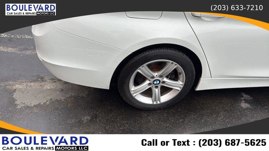 Used 2014 BMW 320i Sedan RWD image 12