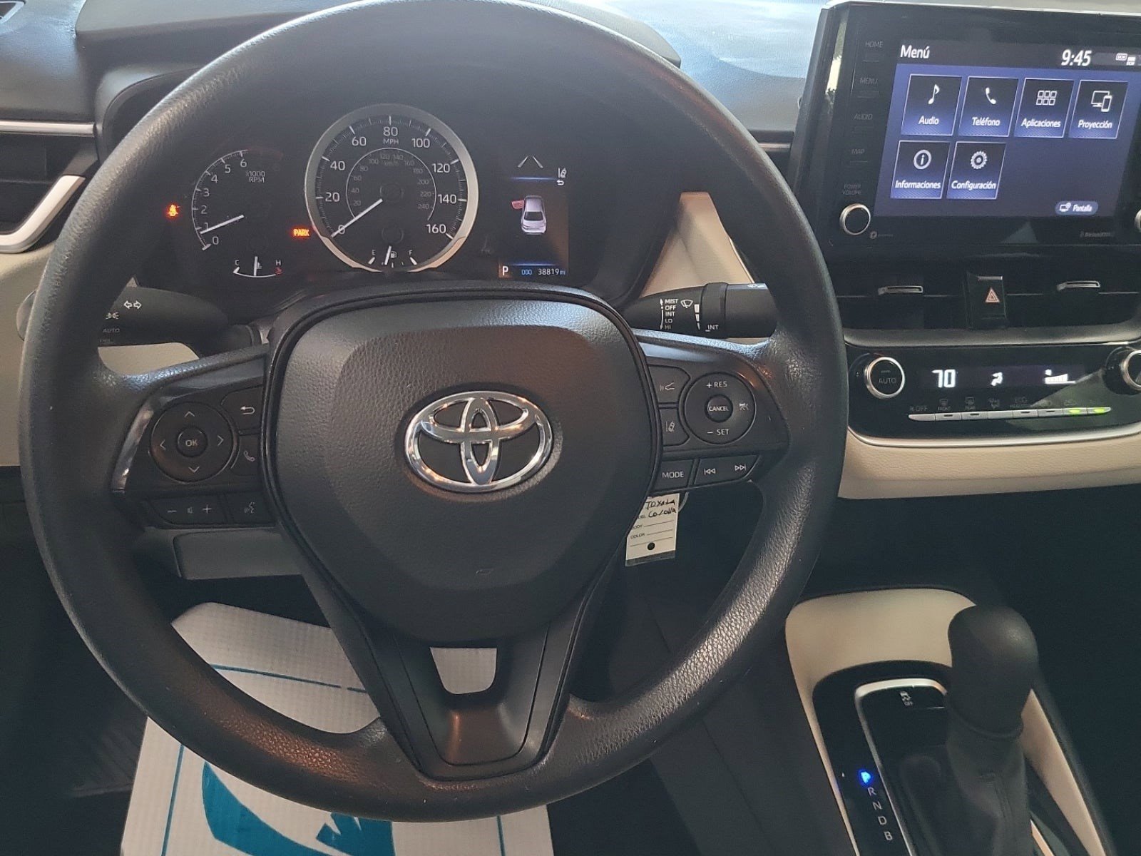 Used 2022 Toyota Corolla LE image 10