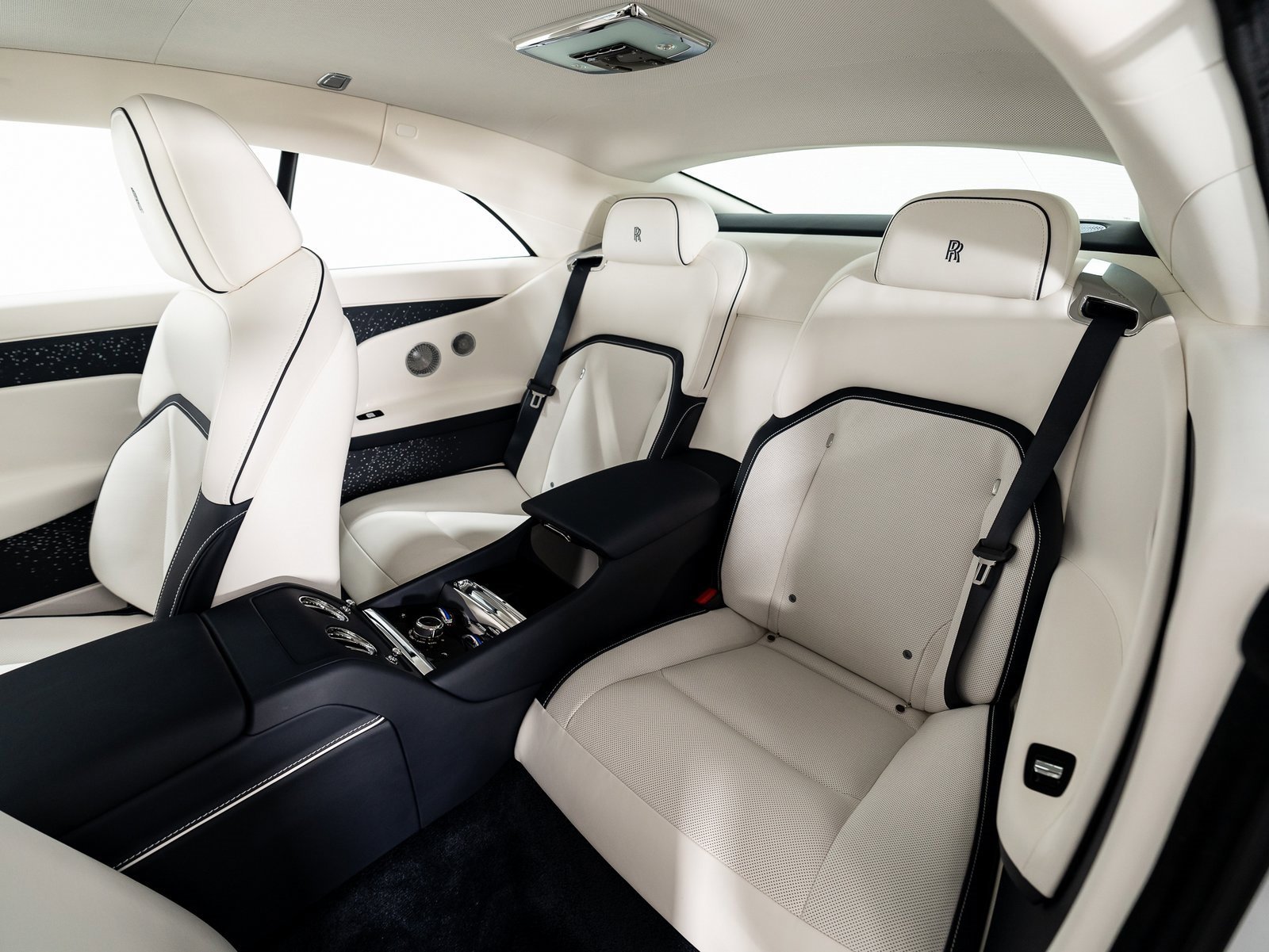 Used 2025 Rolls-Royce Spectre w/ Spectre Launch Package image 22