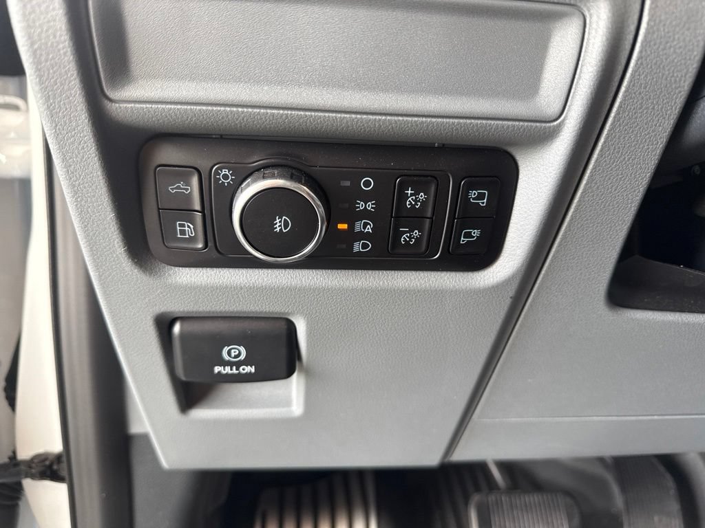 Used 2025 Ford F150 XLT w/ Equipment Group 302A MID AWD/4WD image 13