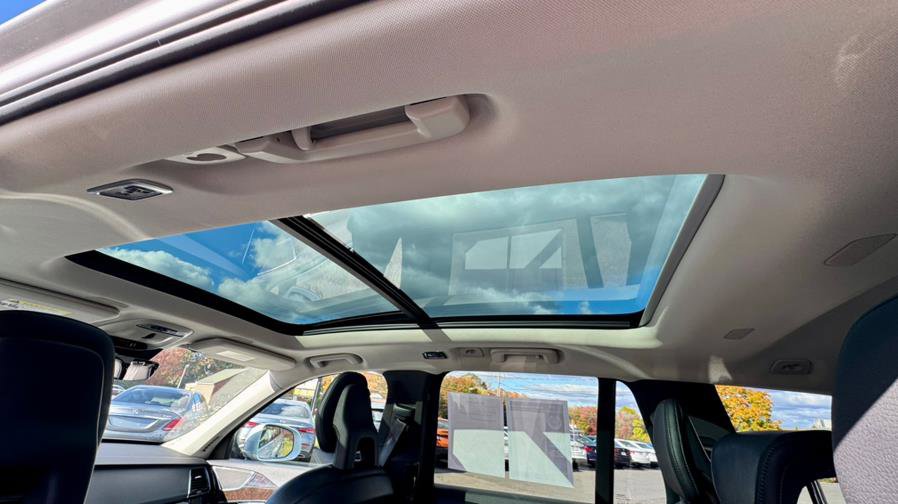 Used 2018 Volvo XC90 T5 Momentum w/ Momentum Plus Package image 23