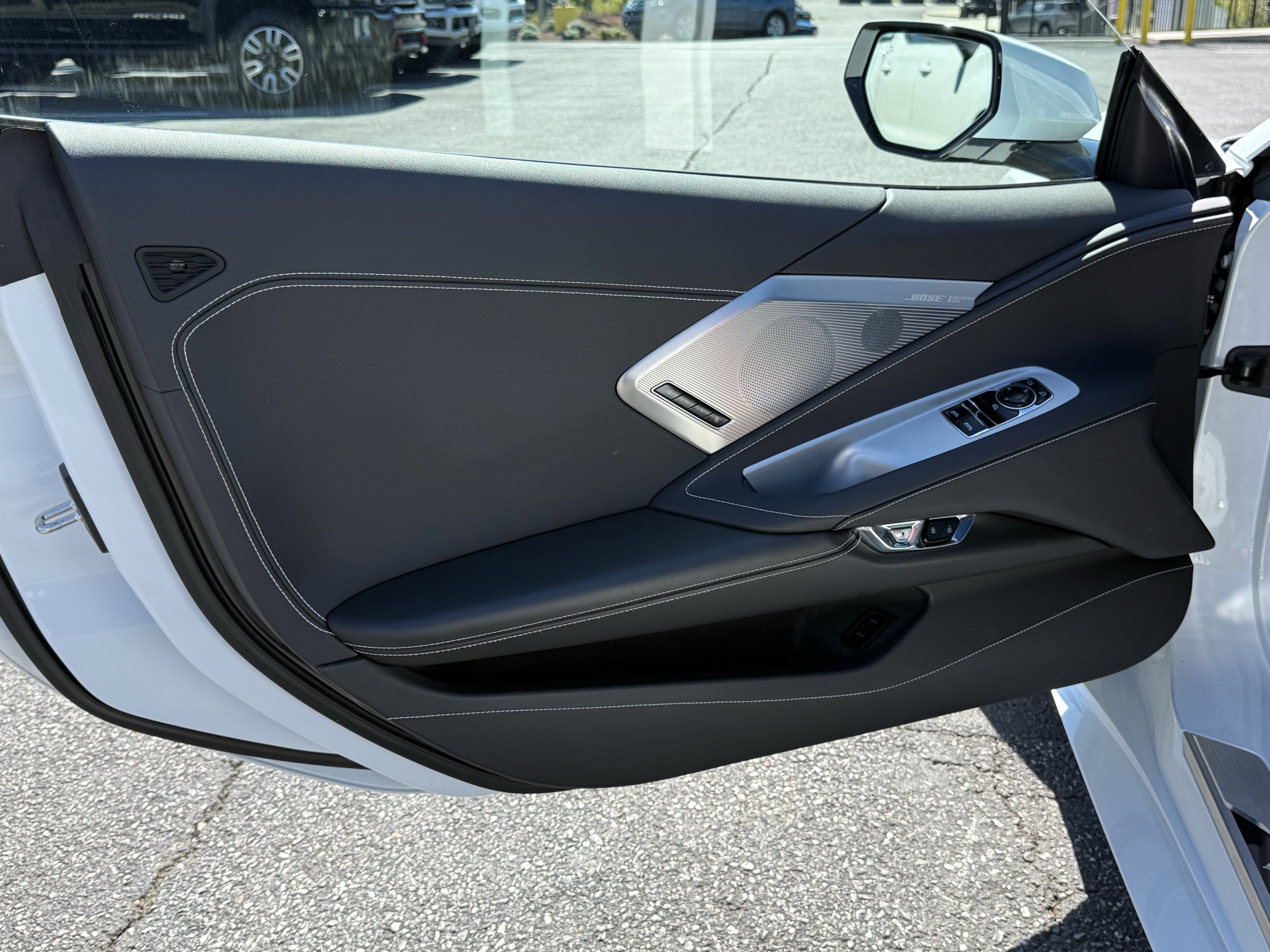 Used 2025 Chevrolet Corvette Stingray Preferred Cpe w/ Z51 Performance Package RWD image 14