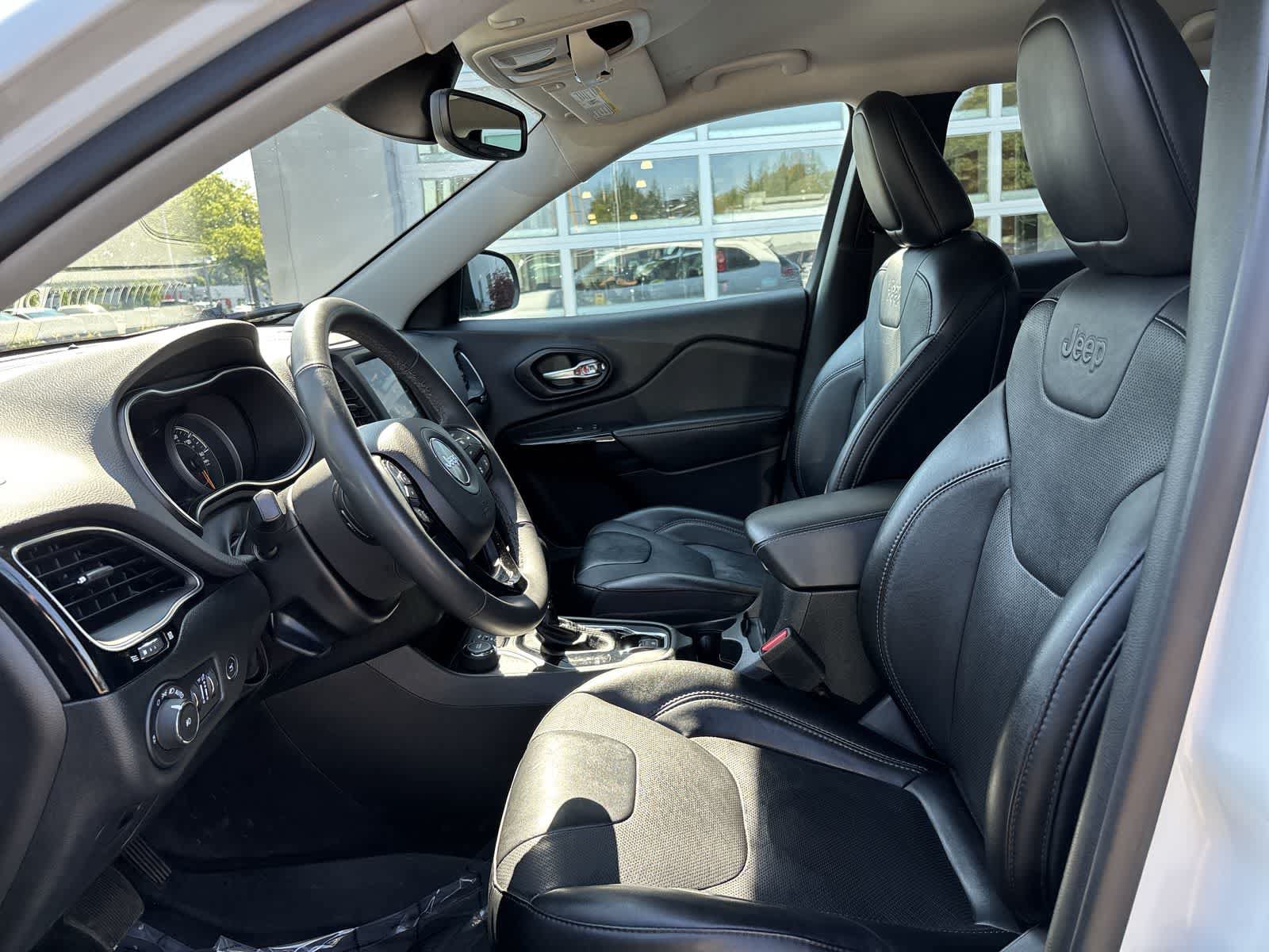 Certified 2023 Jeep Cherokee Altitude Lux AWD/4WD image 8