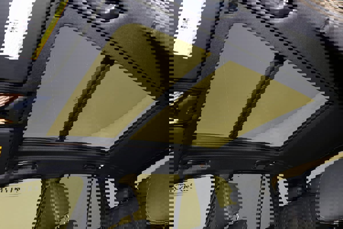 Used 2020 BMW X5 M50i w/ Premium Package image 13