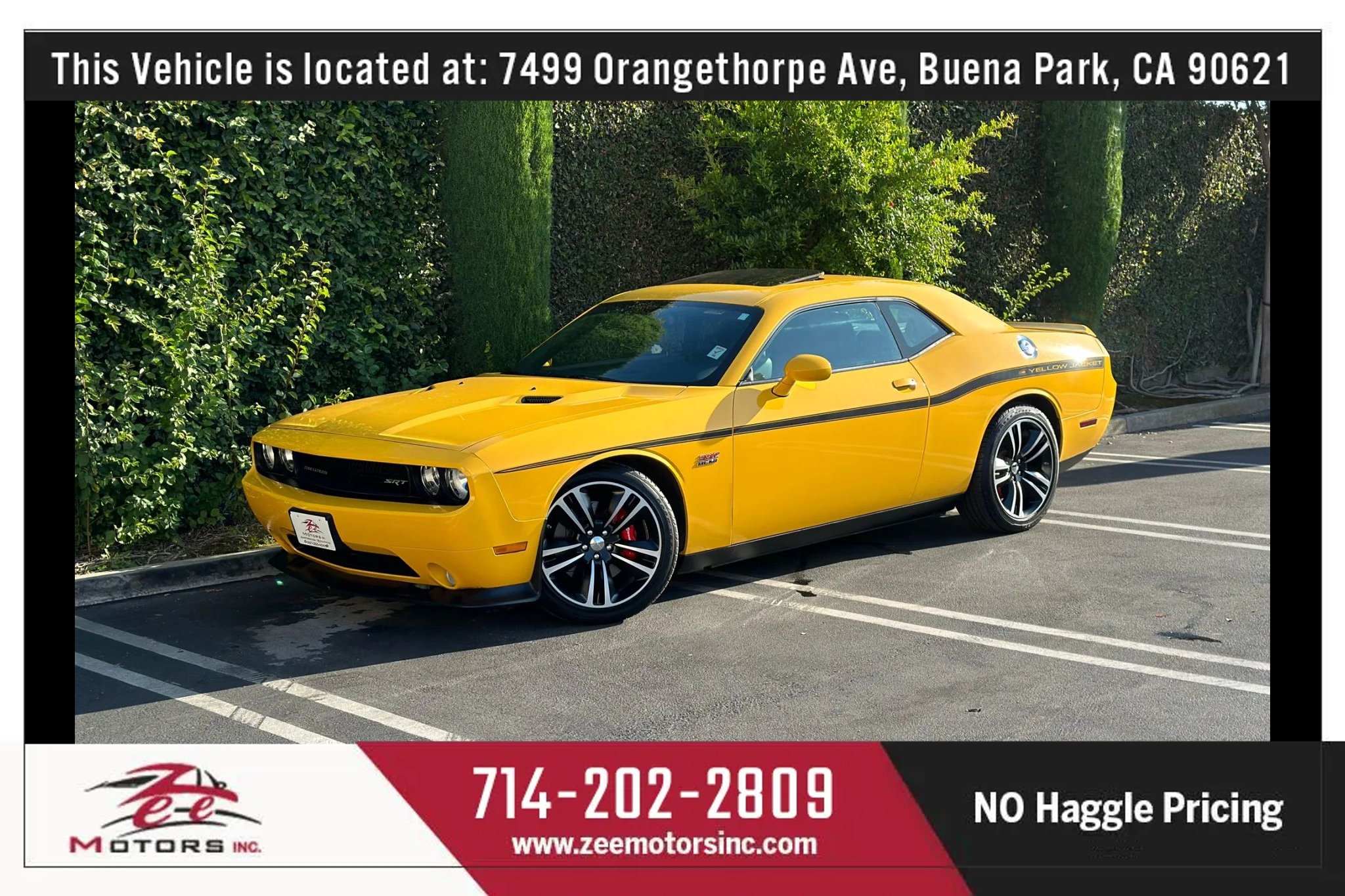 Used 2012 Dodge Challenger SRT8 Yellow Jacket w/ Premium Sound Group RWD image 12