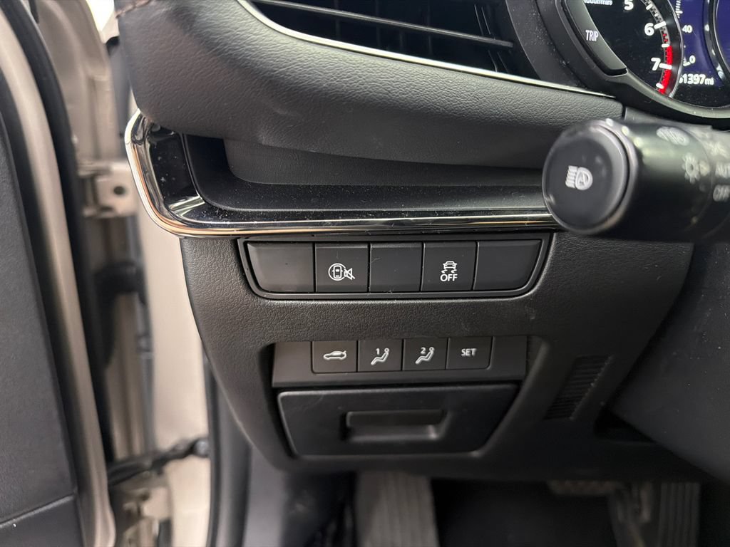 Used 2024 MAZDA MAZDA3 s FWD image 30