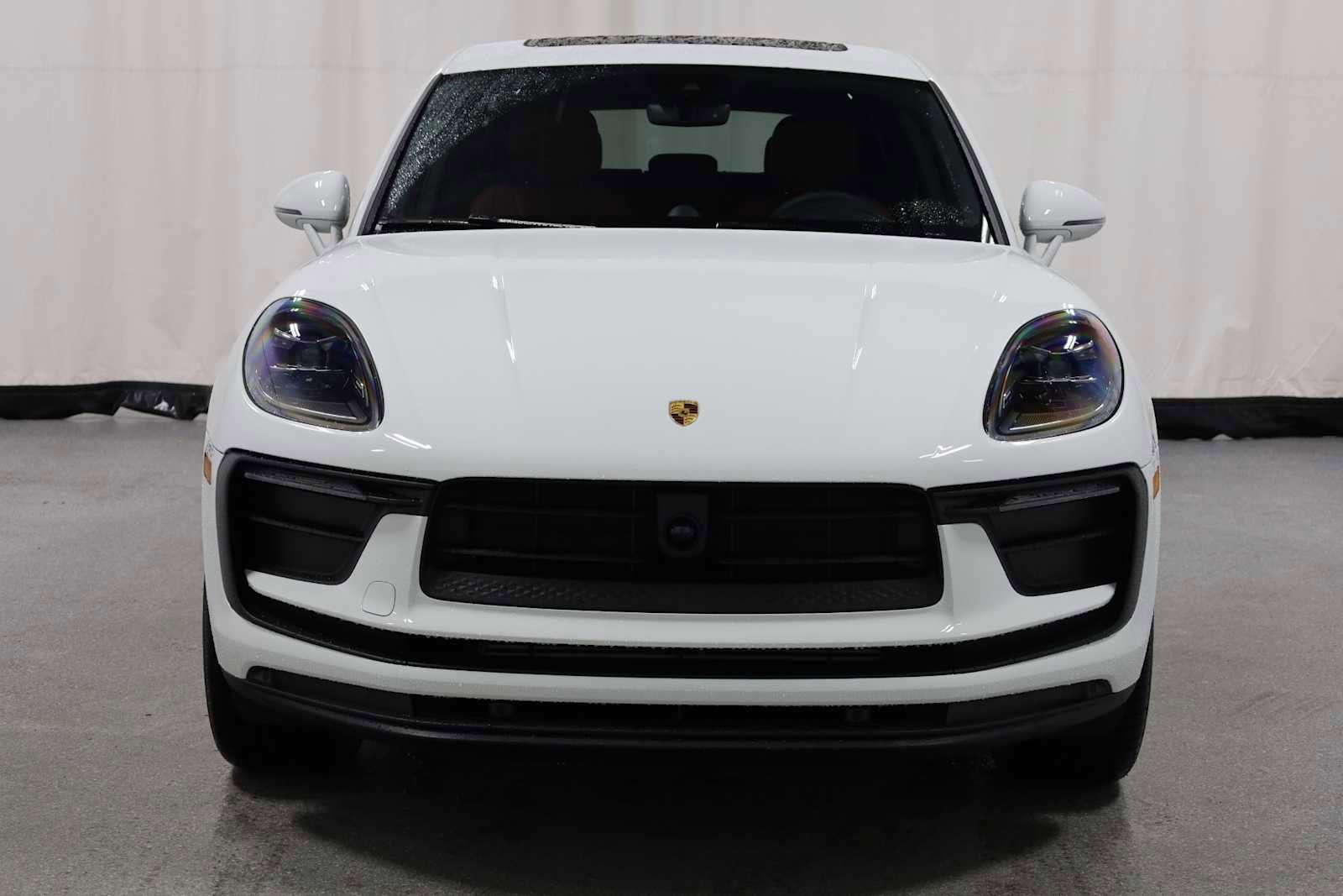 New 2026 Porsche Macan image 14