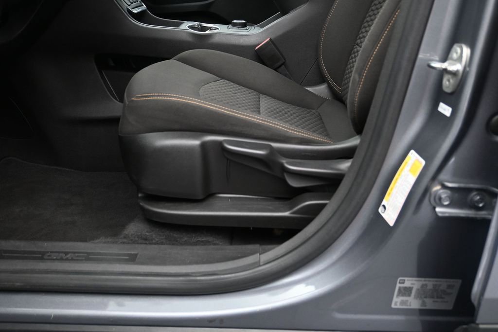 Used 2021 GMC Terrain SLE FWD image 21