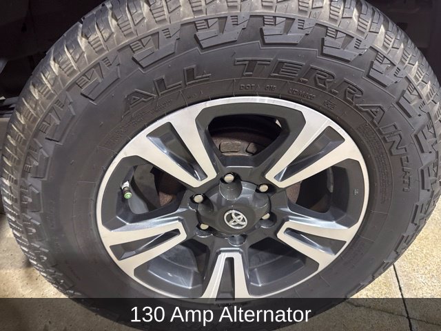 Used 2017 Toyota Tacoma TRD Sport w/ Tow Package RWD image 18