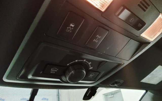 Used 2016 Toyota Tacoma TRD Off-Road image 30