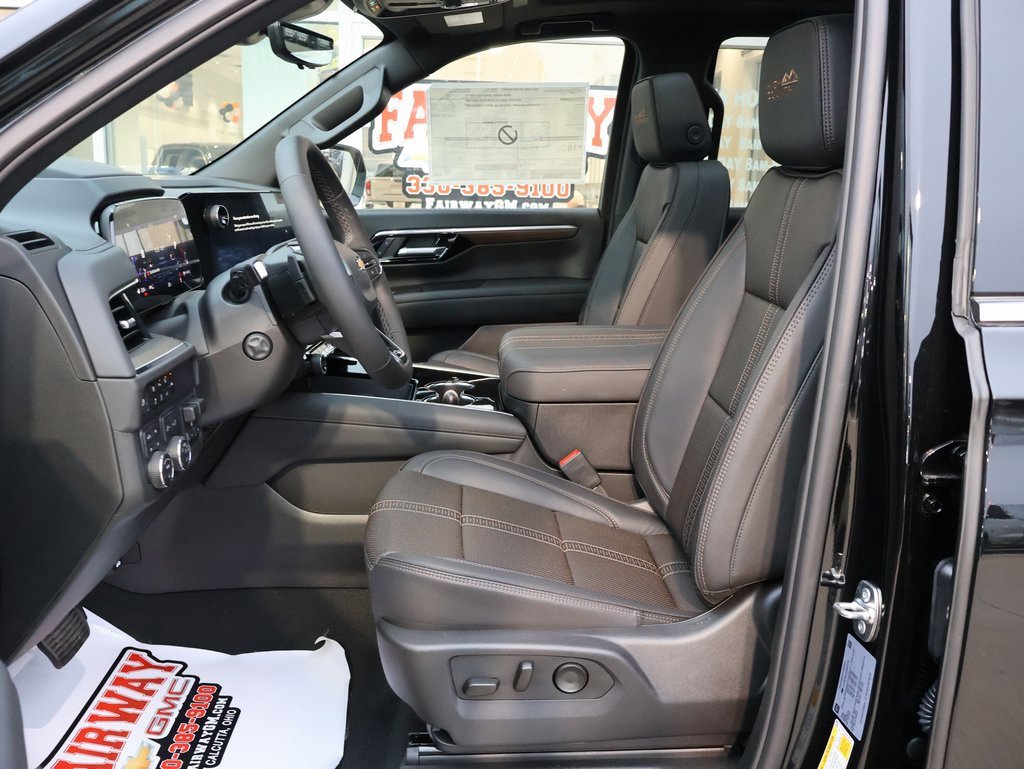 New 2025 Chevrolet Tahoe High Country image 13