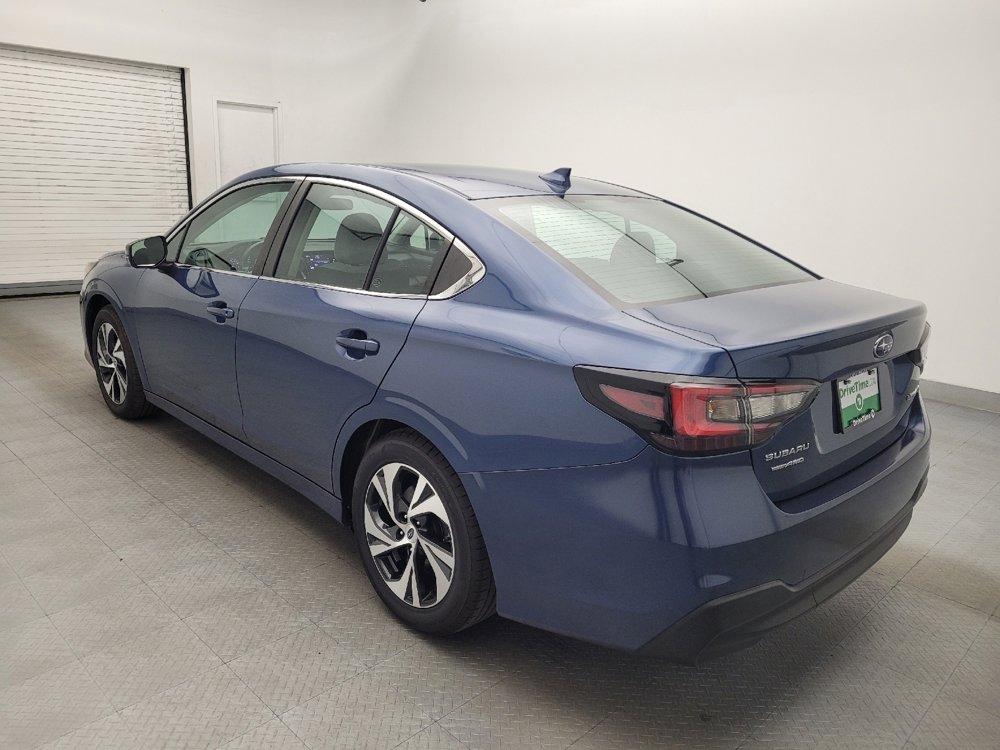 Used 2022 Subaru Legacy Premium image 3