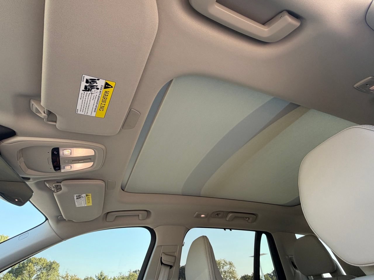 New 2027 Volvo XC90 B6 Ultra AWD/4WD image 18