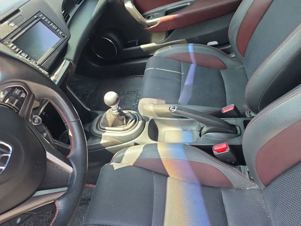 Used 2013 Honda CR-Z EX image 25