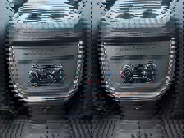 New 2025 Ford Expedition Max Platinum image 16