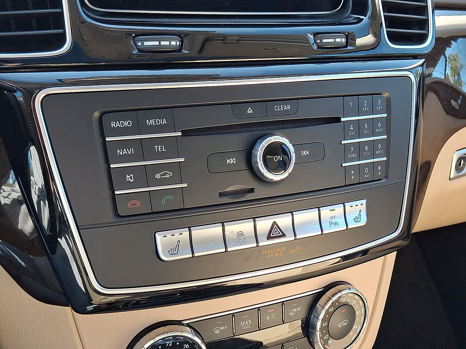 Used 2018 Mercedes-Benz GLE 350 4MATIC image 19