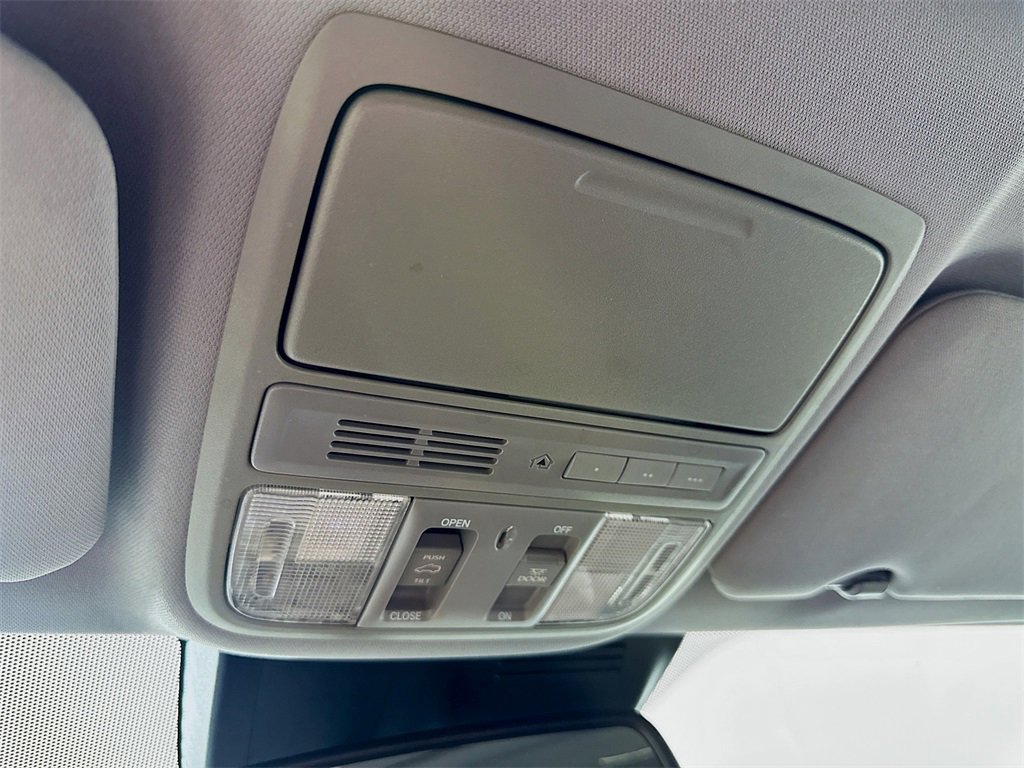 Used 2019 Honda CR-V Touring image 28