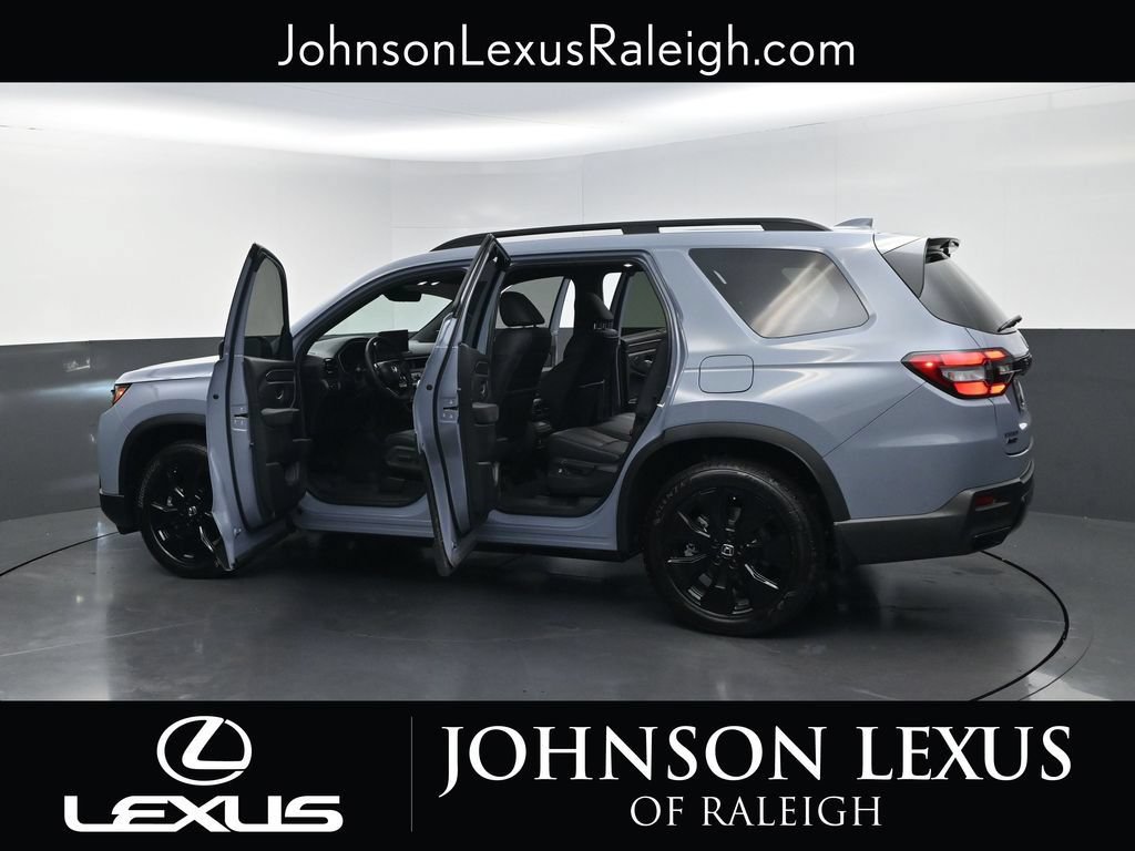 Used 2026 Honda Pilot Black Edition image 37