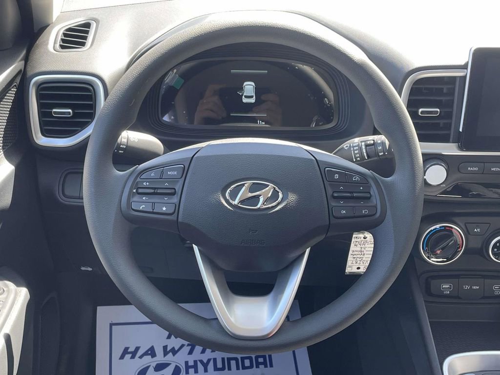 New 2026 Hyundai Venue SE image 12