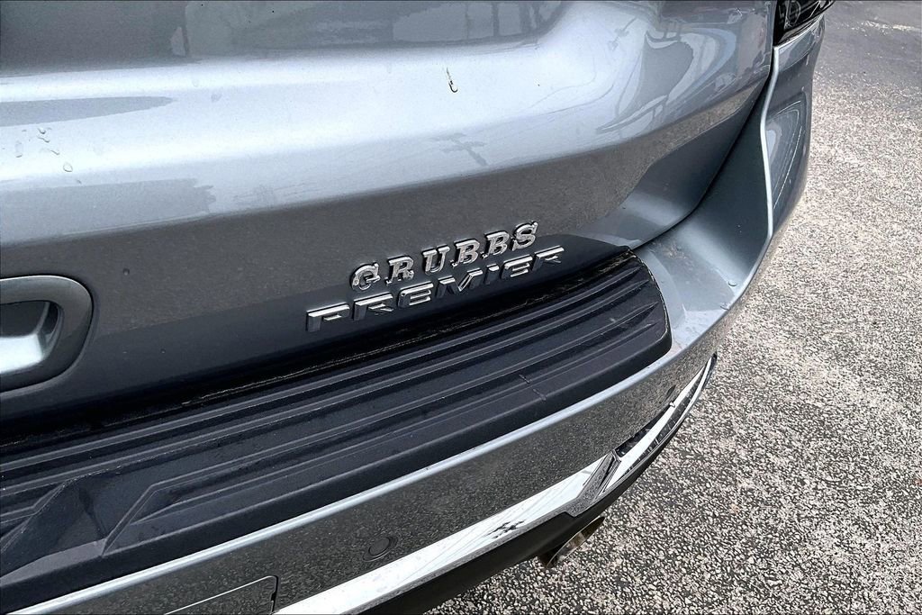 Used 2025 Chevrolet Suburban Premier image 42