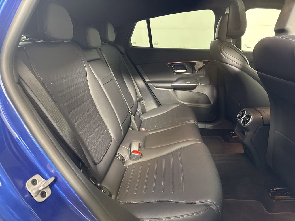 Used 2024 Mercedes-Benz GLC 300 4MATIC w/ AMG Line image 16