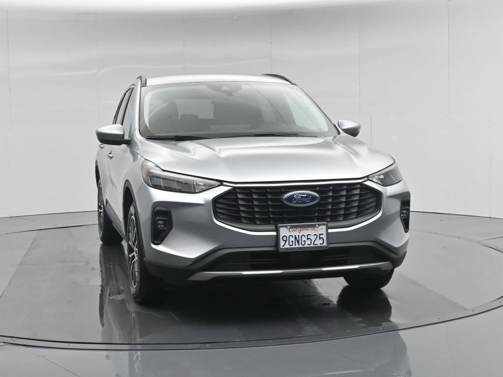 Certified 2023 Ford Escape SE image 25